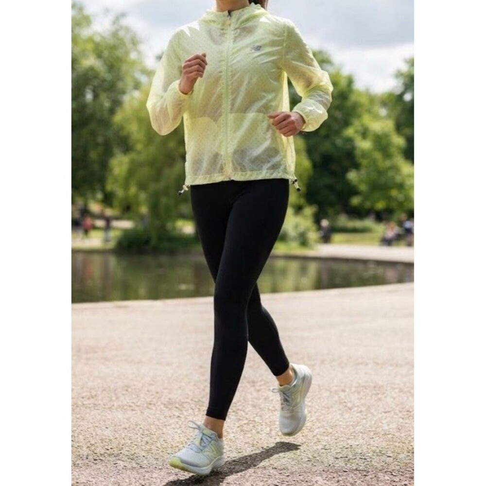 New Balance Sheer Lightweight Windbreaker Jacket Hooded Polka Dot Yellow Size S